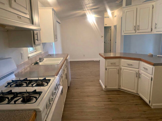 Photo - 2700 Jay Rd