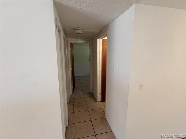 Photo - 28 N Davis St