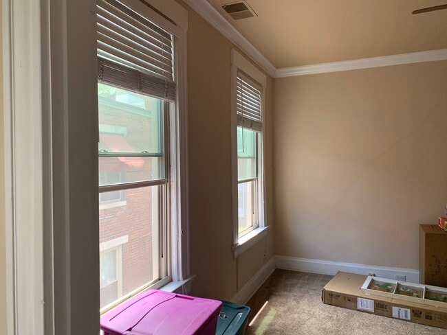 Photo - 969 Hatch St Unit 969 12