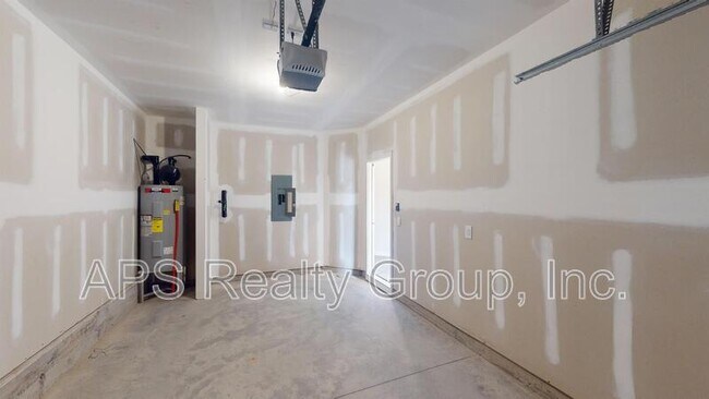 Photo - 1139 Evelynnview Ln