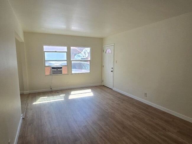 Photo - Large 2-bedroom 1 bath unit in Van Nuys Unit 15908-1