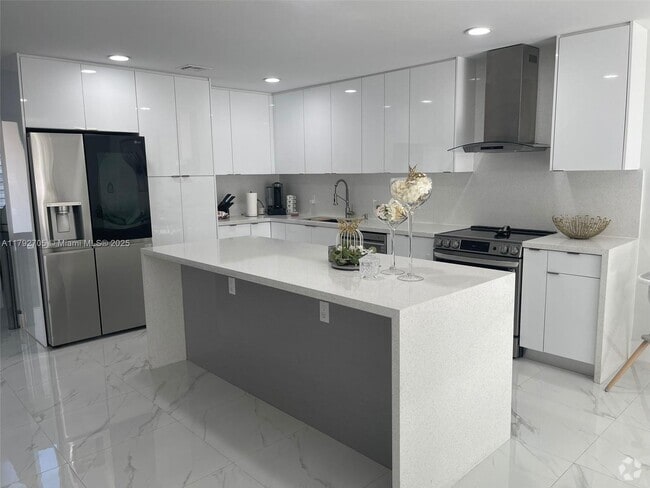 Building Photo - 10383 SW 138th Pl Rental