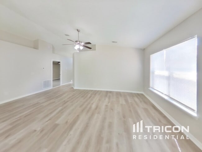 Photo - 1532 Irishwood Ct