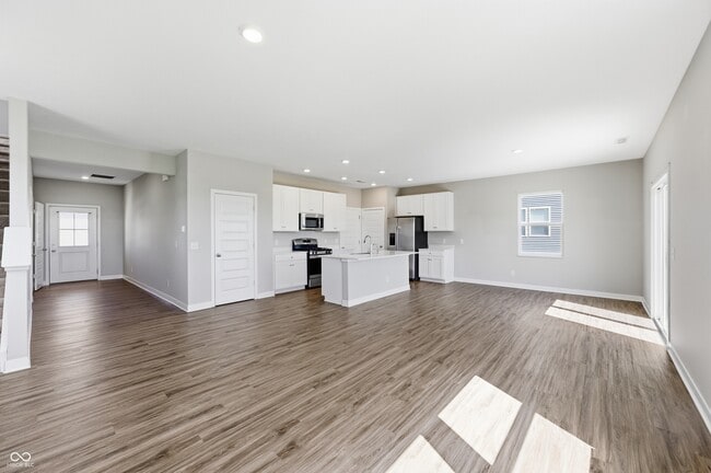 Photo - 221 Switchgrass Ln