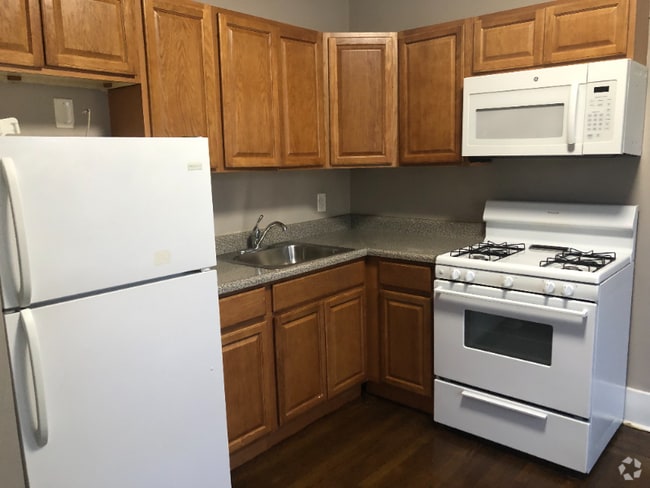 Building Photo - 34 E Tryon Ave Rental