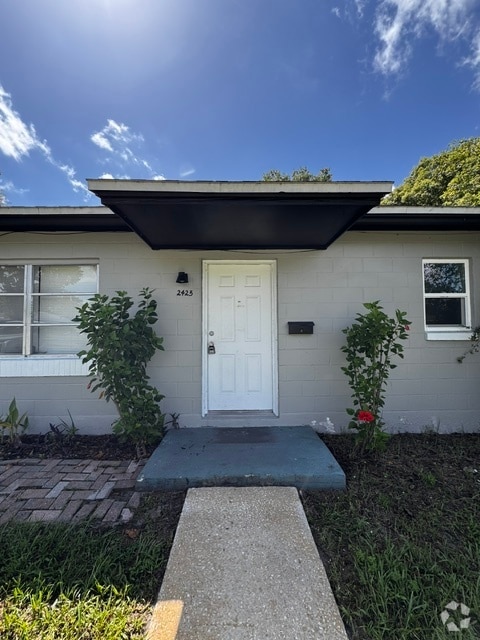Building Photo - 2425 Austin Ave Rental