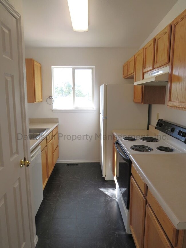 Photo - Cozy 3 Bedroom Unit in Old Colorado City