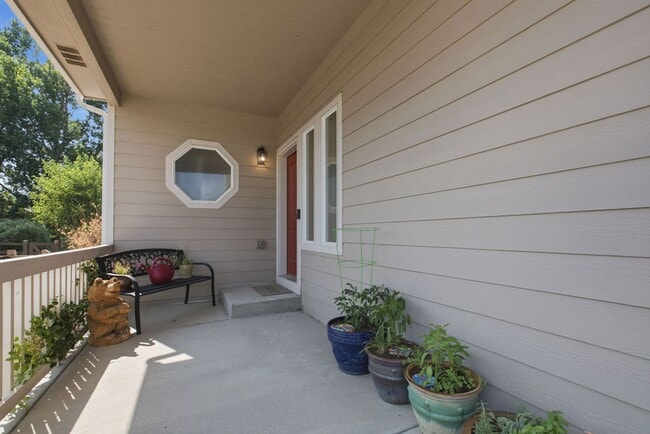 Photo - 509 Wrangell Ln