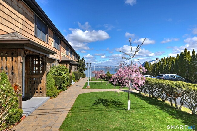 Photo - 1 Cora St Unit 4