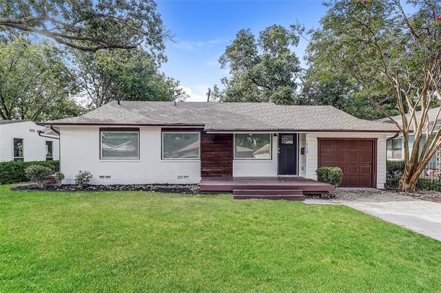 Photo - 10130 Eastwood Dr House
