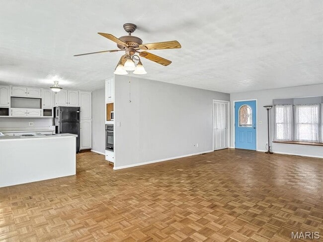 Photo - 33 Vanderbilt Pl