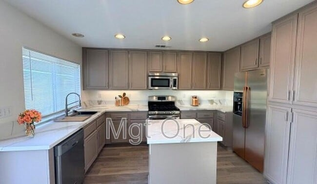 Photo - 797 Atlantic Dr