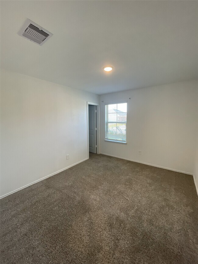 Photo - 5210 Bay Mdws Ln