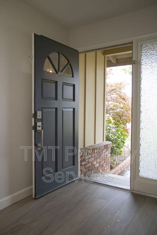 Photo - 6940 McQuillan Cir