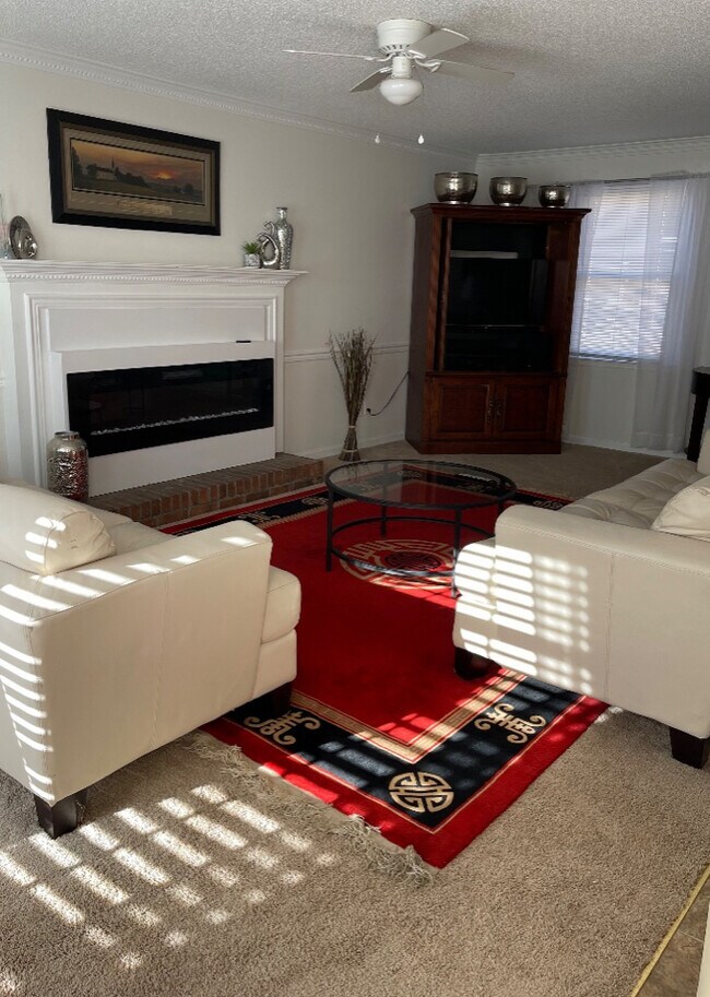 Photo - 11 Crescent Ln