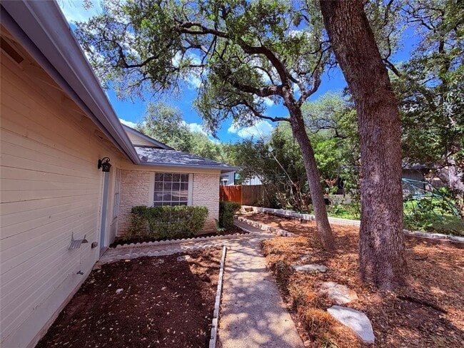 Building Photo - 12102 Arrowwood Dr