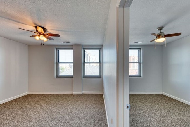 Photo - Centre @ 501 Apartments