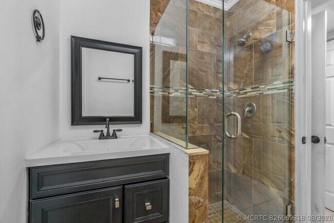 1149 NW 13th St