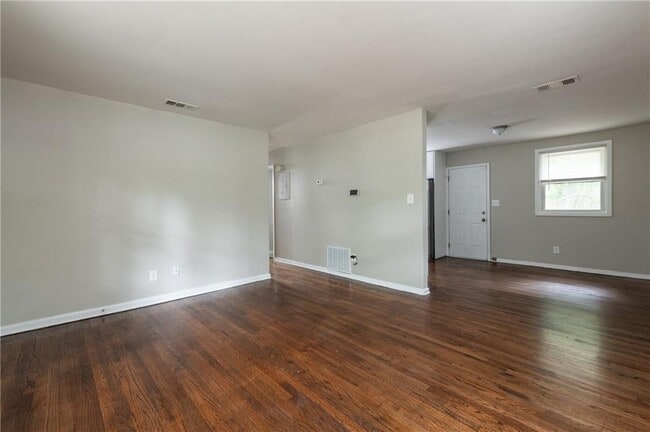 Photo - 3527 Bolfair Dr NW