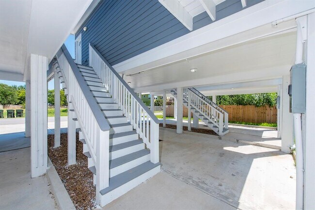 Photo - 203 6th St Unit D