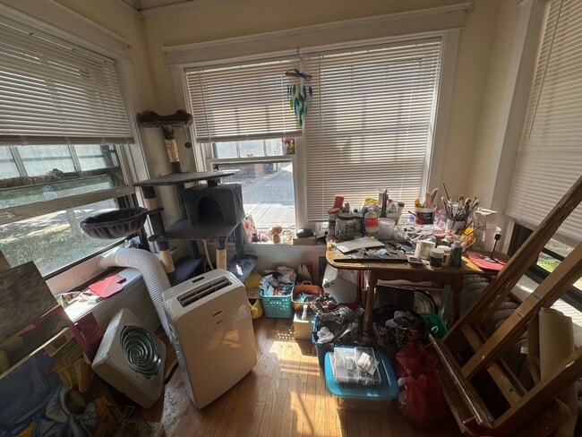 Photo - 3348-1 W Sunnyside 2bed/1bath Unit 3348-1