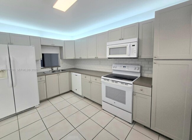 Photo - 15081 SW 127th Ct