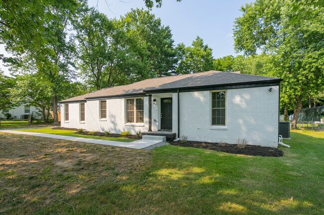 1229 Berwick Trail
