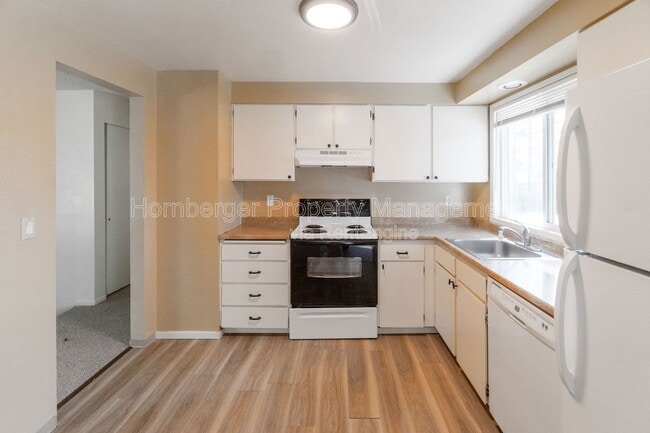 Photo - 10309 N Hooper Rd