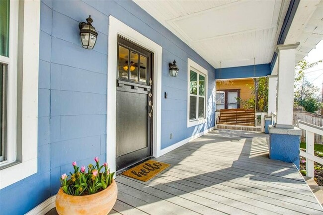 Photo - Charming North Oak Cliff home near Bishop ...