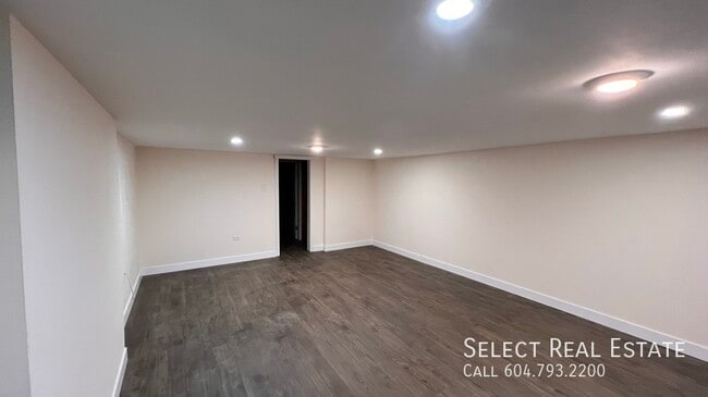 Photo - 46198 Princess AvenueB Unit B