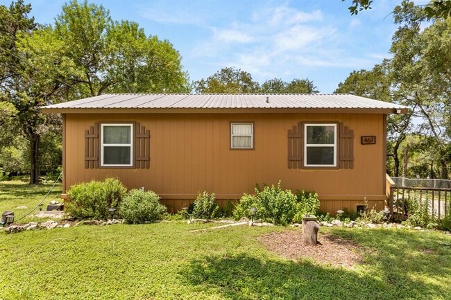Photo - 467 Burr Oak Ln