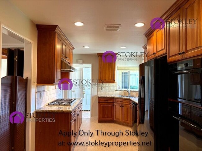 Photo - 1130 Laurel Dr