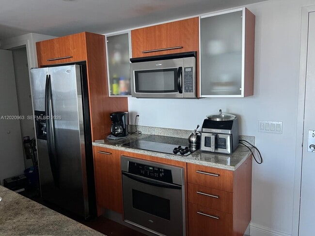 Photo - 185 SW 7th St Unit 3209