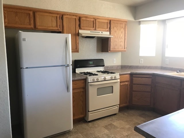 Photo - 4 BED.,2BA. IN  MOUNTAIN VIEW
