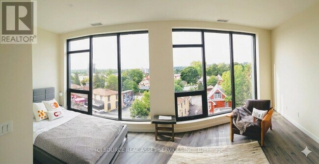 Photo - 690 King St W Unit 506