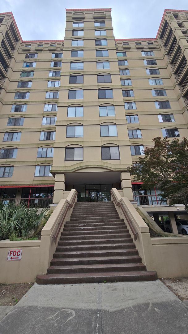 Building Photo - Five Points / USC Campus Unit 814