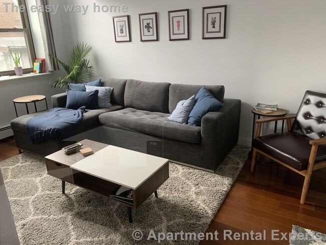 Photo - 14 Locust St Unidad #3D
