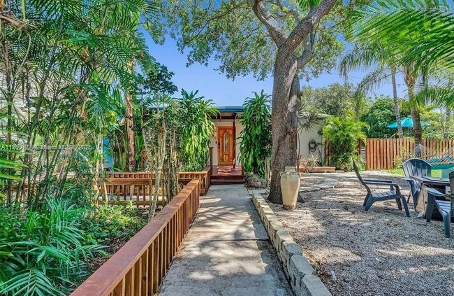 Photo - 110 SW 5th St Casa