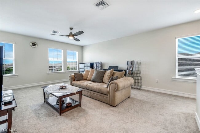 Photo - 421 Coral Reef Pl