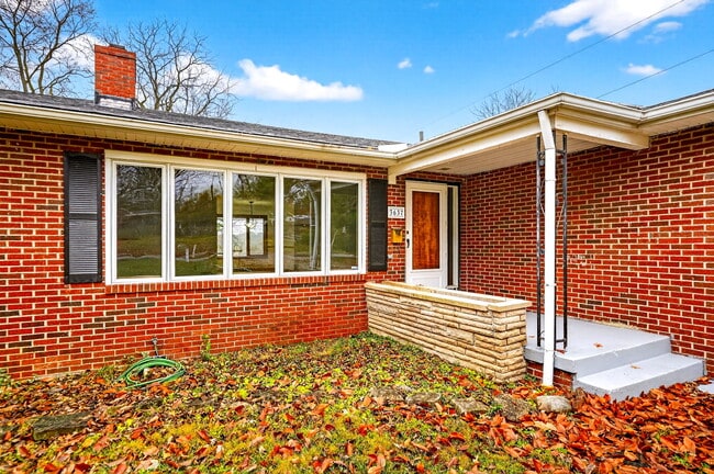 Photo - 3637 Sunset Dr