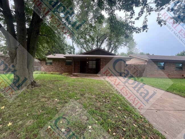 Building Photo - Adorable Home