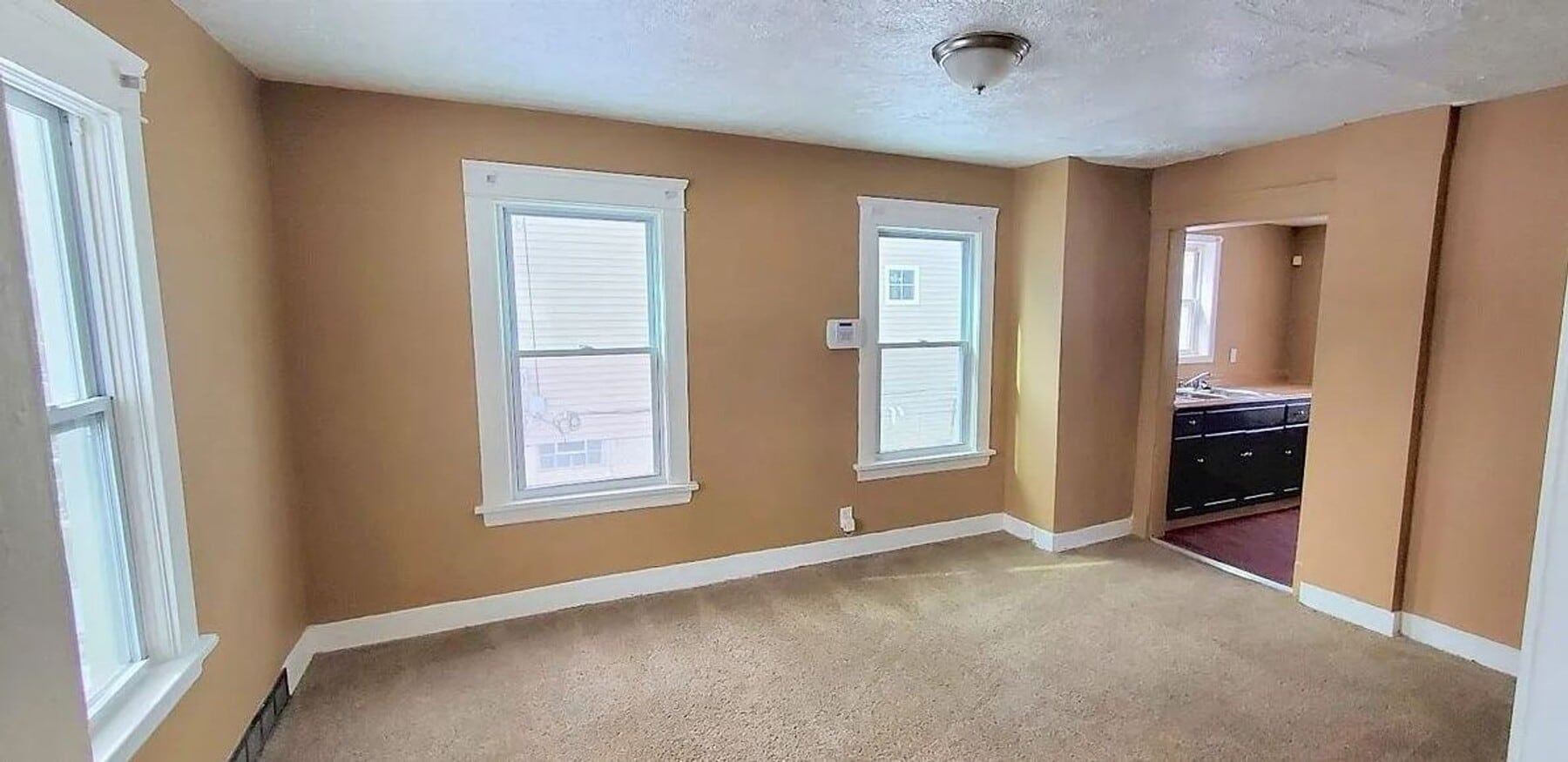 Photo - 9609 Nelson Ave