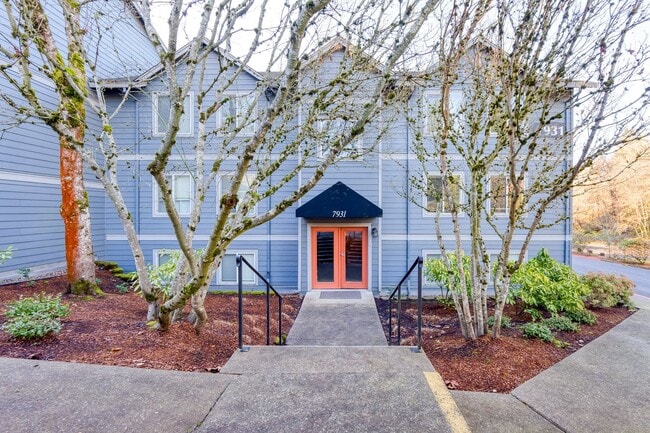 Photo - Charming 2-Bedroom, 2-Bathroom Upstairs Un... Unidad L