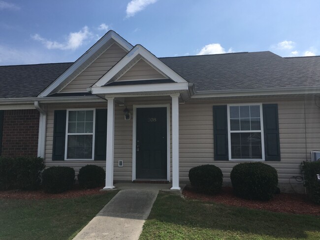 Building Photo - 2 Bedroom, 2 Bath in Grovetown Rental