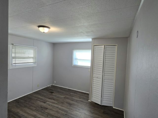 Photo - 208 49th Ave W