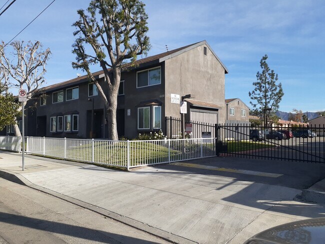 Photo - Vineland Apartments