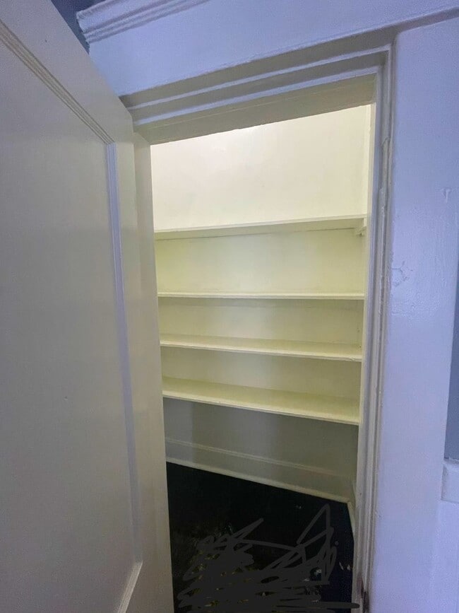 Photo - 3 Bedroom 2 Bathroom Baldwin Park upstairs unit 1 off street parking Unit 418 E. 40th Street