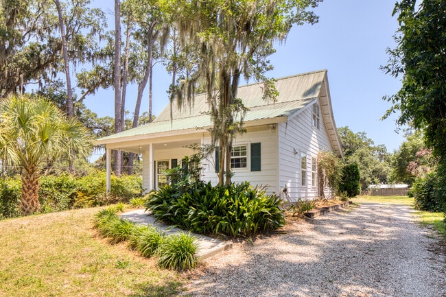 Photo - 9 Morningside Dr