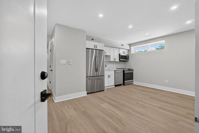 Photo - 1915 Benning Rd NE Unit (VARIOUS S)