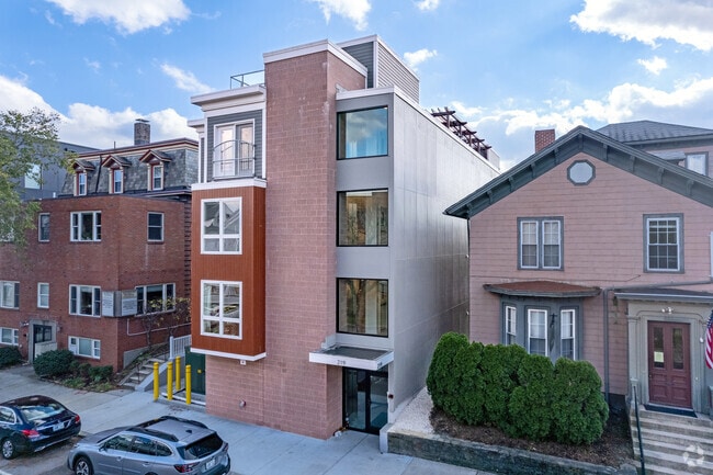 219 Waterman Street - 219 Waterman Street Apartments